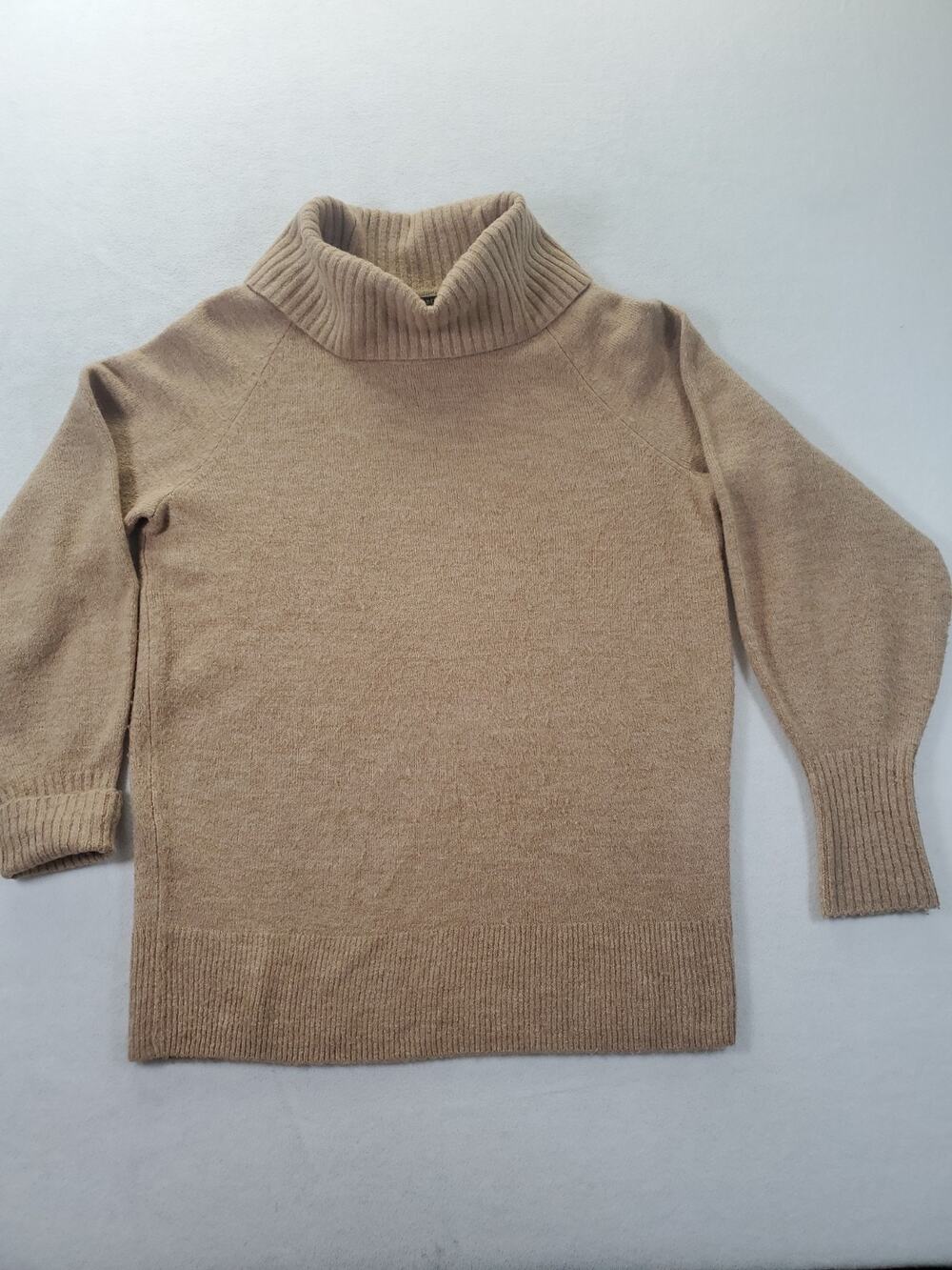 Banana Republic Women's Pullover Sweater Size Small , Turtleneck